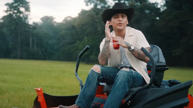 La que se fue, se fue; canción de Christian Nodal