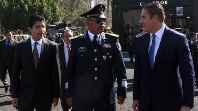 General Marco Antonio Barrón. Se entregó a la justicia militar.