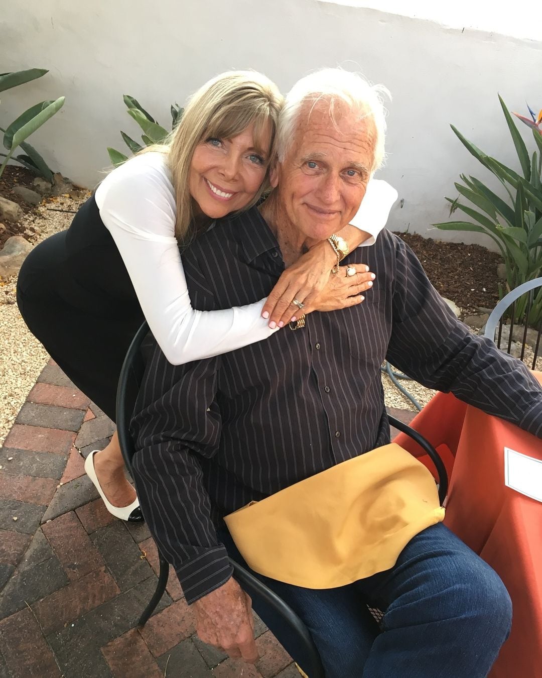 Ron Ely con su esposa Valerie.