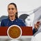 Mañanera de Claudia Sheinbaum hoy lunes 21 de julio de 2025. Temas importantes: Protesta contra gentrificación, Adán Augusto López, Hernán Bermúdez Requena, librería Julio Torri, UNAM, fascistas, estatuas de Fidel Castro y el Che Guevara, AIFA, AICM, NAICM, Texcoco, Pensión Mujeres Bienestar, Tarjeta Finabien Paisan@, Profeco, ‘Quién es Quién en Los Precios’ y más