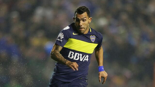 Carlos Tévez defiende los colores del Boca.