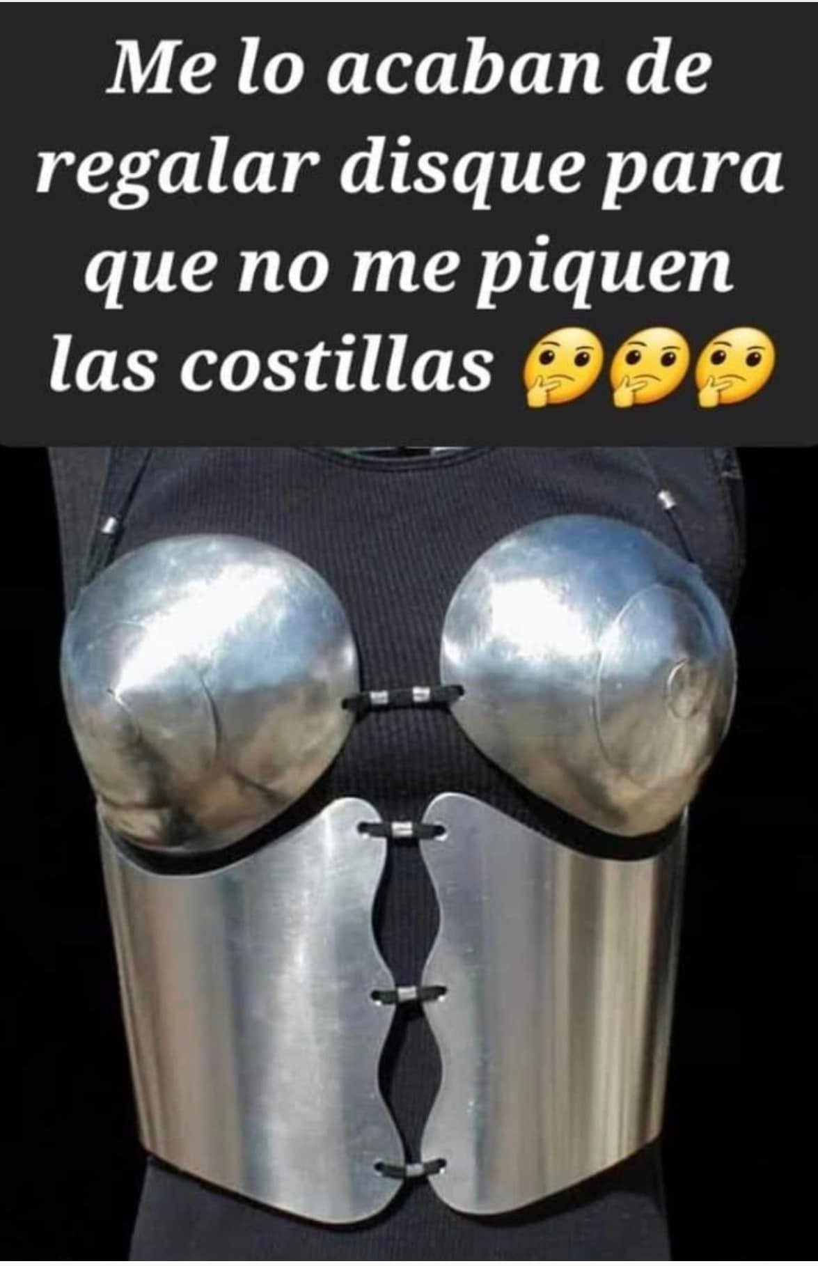 Meme de la gente que pica costillas en el trabajo