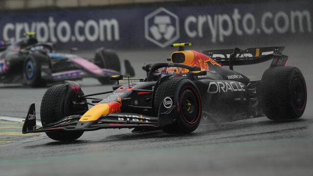 ¡Sin puntos! Checo Pérez culmina en la 11° posición del GP de Brasil