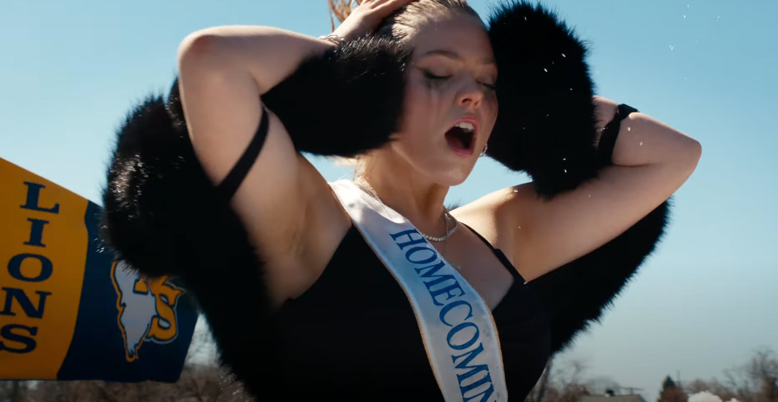 Mean Girls, la nueva película de Chicas Pesadas, muestra nuevo tráiler donde la esencia de Regina George sigue viva