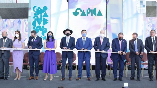 Inauguran la 'Feria de la piel y del Calzado' en León