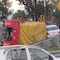 ¿Qué pasó en la carretera Lechería-Texcoco hoy 13 de octubre? Vuelca tráiler con toneladas de cartón