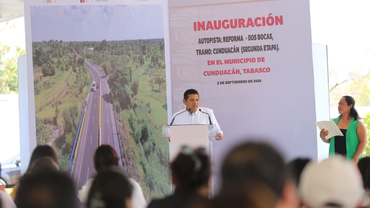 Javier May entrega segundo tramo de la vía Reforma-Dos Bocas