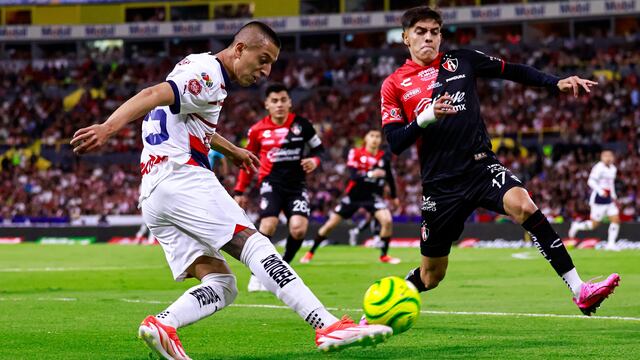 Atlas vs Chivas.