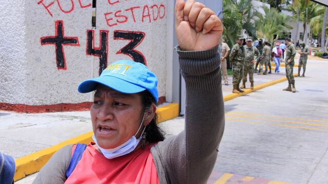 Protesta de la jornada de lucha de las familias de los 43