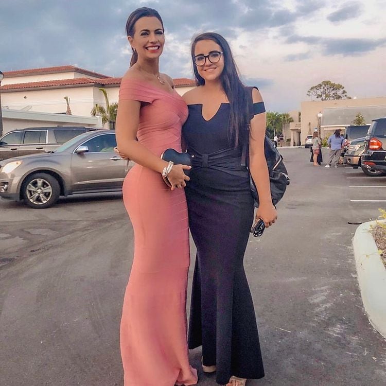 Cecilia Galliano y su hija Valentina Fornaro.