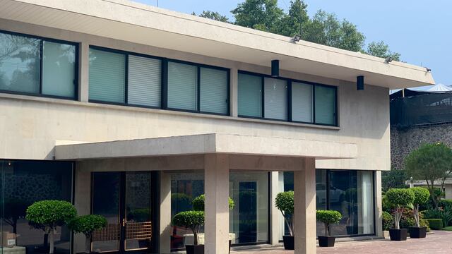 La casa del embajador fue construida en los años 50