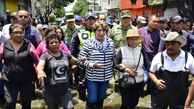 Delfina Gómez recorre Chalco