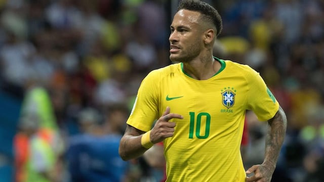 Neymar con la Selección Brasileña.