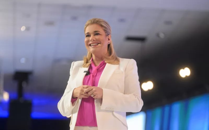 Maru Campos lanza programa nutri Chihuahua