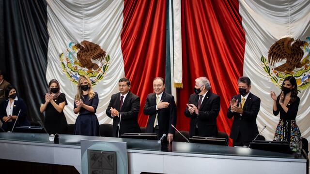 Alfonso Durazo, toma protesta como nuevo gobernador de Sonora.