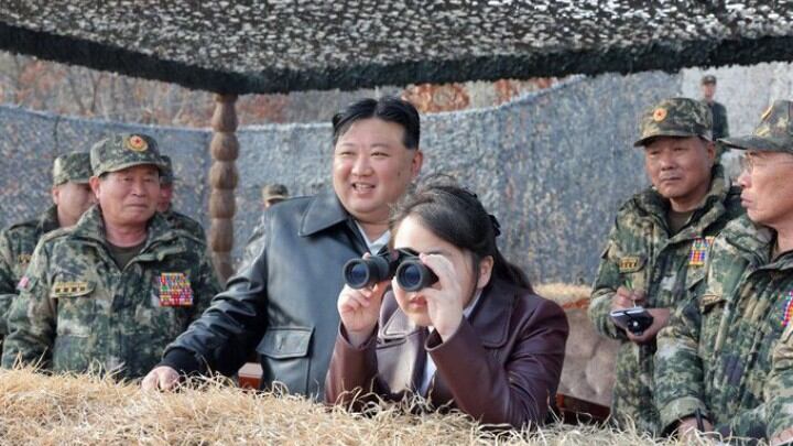 Kim Jong-un ya tiene sucesora: en Corea del Norte llaman “gran Guía” a su hija