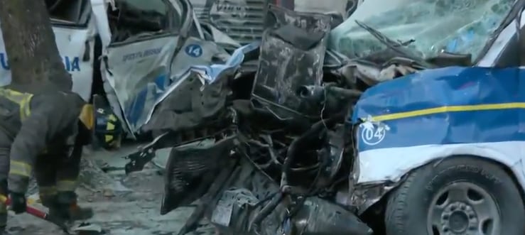 Choque de ambulancias en la Roma Norte