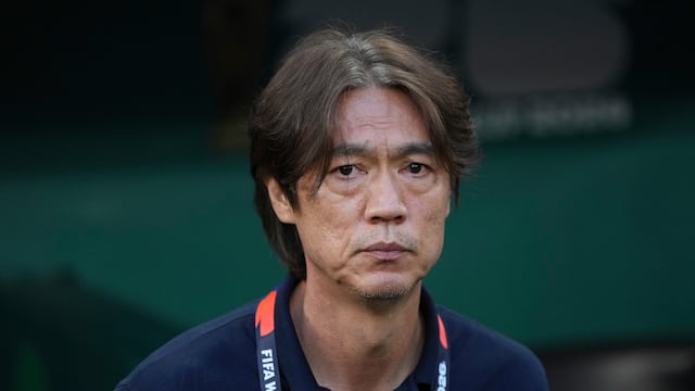 Corea del Sur en crisis: Hong Myung-bo renuncia tras la eliminación en el Mundial 2026.