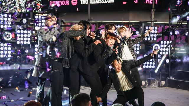 La banda se presentó en la celebración de fin de año en el Time Square de Nueva York.