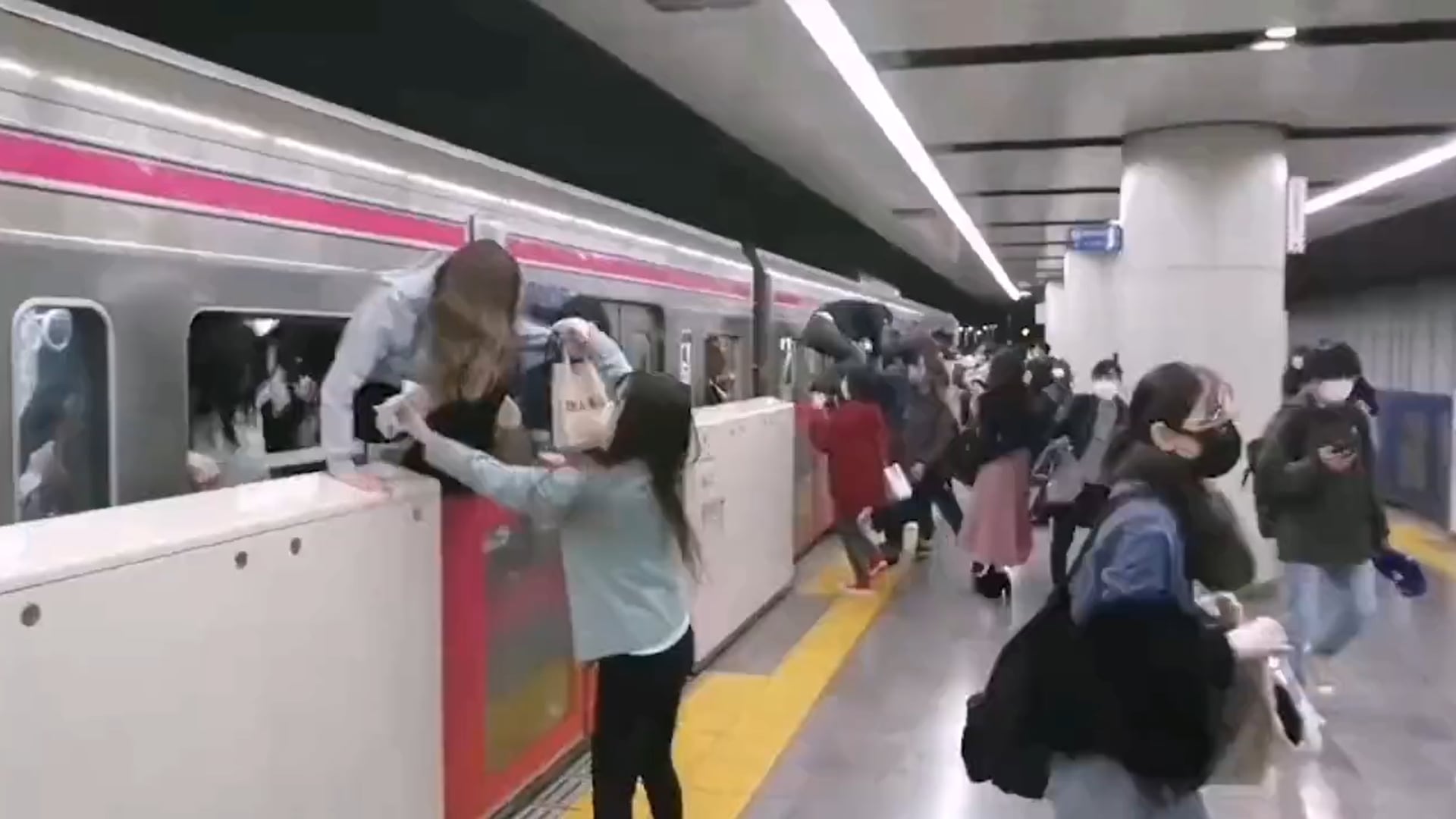 "Joker" acuchilla personas en Japón