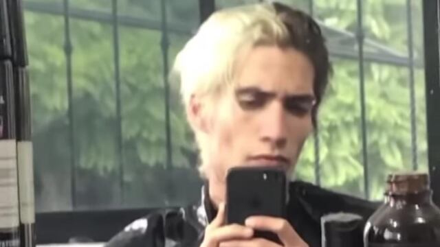 Tristán estrena look a la Cruella de Vil