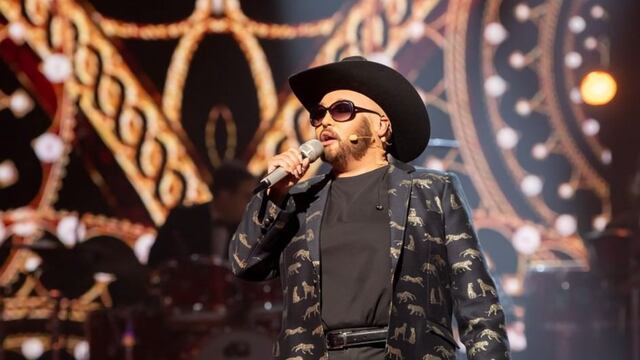 La India Yuridia como 'Lupindio' Rivera