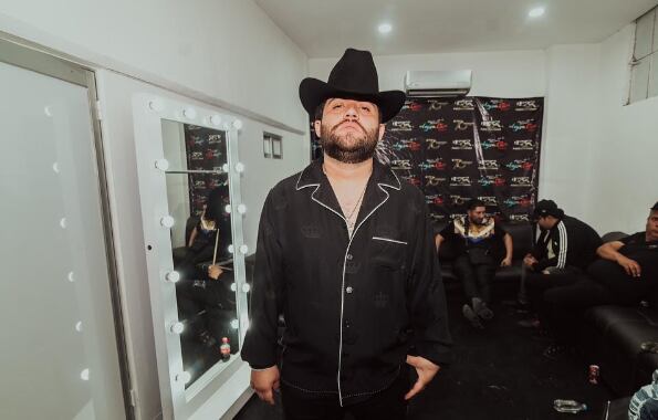 Luis R Conríquez