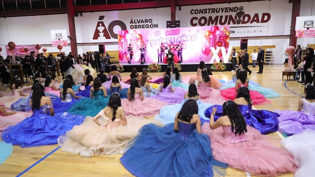 Adolescentes en situación vulnerable celebraron su fiesta de 15 años en Álvaro Obregón