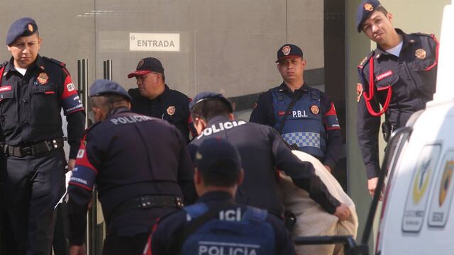 Carlos Villuendas Adame ingresando a su audiencia del pasado 6 de abril.