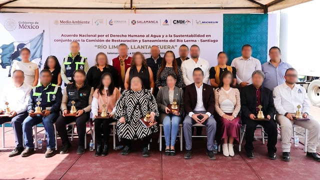 Brigadas ambientales realizando limpieza y reforestación en Edomex, Tlaxcala y Guanajuato