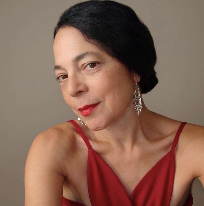 Luz Elena Aguirre