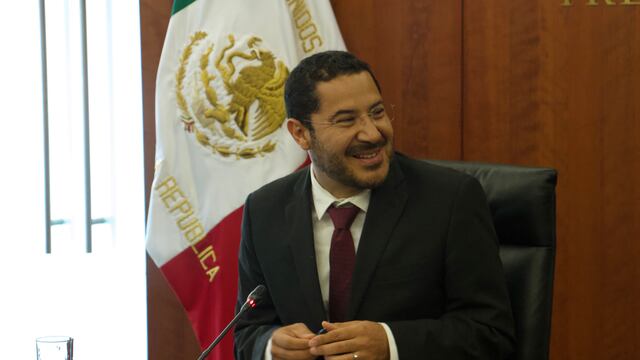 Martí Batres.