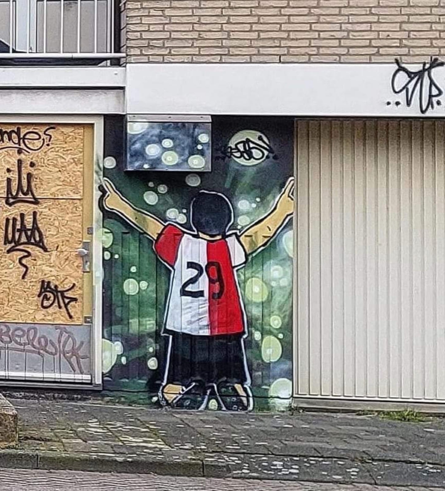 Santiago Giménez mural