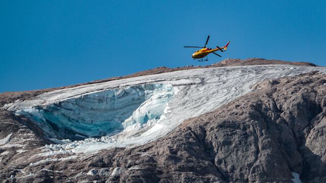 derrumbe en el glaciar en Los Alpes en Italia/AFP