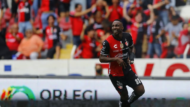 Julián Quiñones anotó el gol de la victoria para el Atlas sobre Cruz Azul.