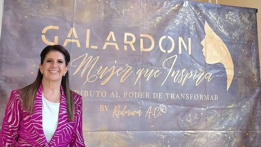 Martha Herrera recibe galardón “Mujer que Inspira 2026” por liderazgo en política