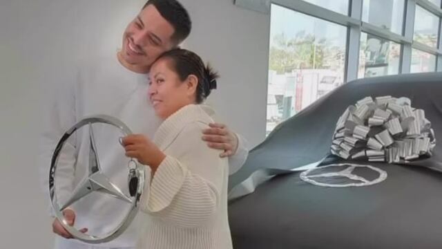 Historia de Instagram de Eduin Caz