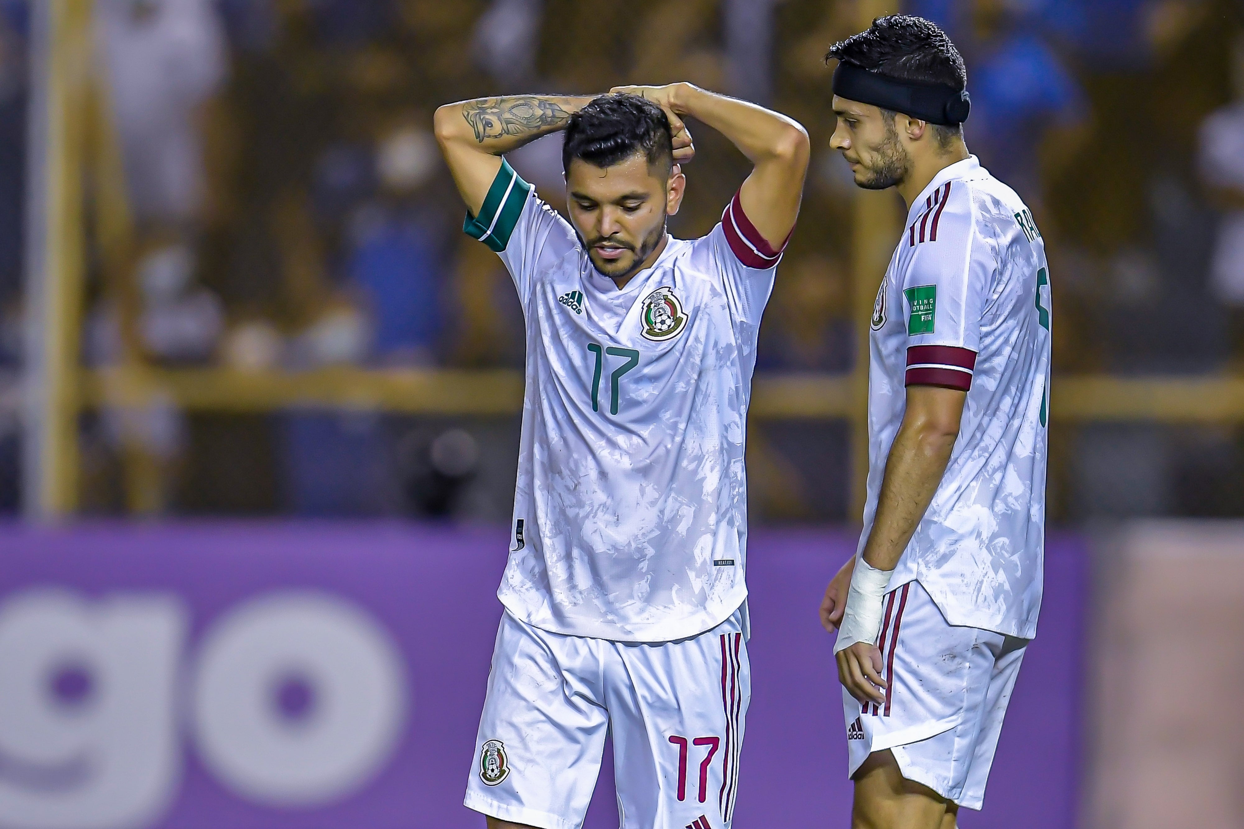 Tecatito Corona y Raúl Jiménez