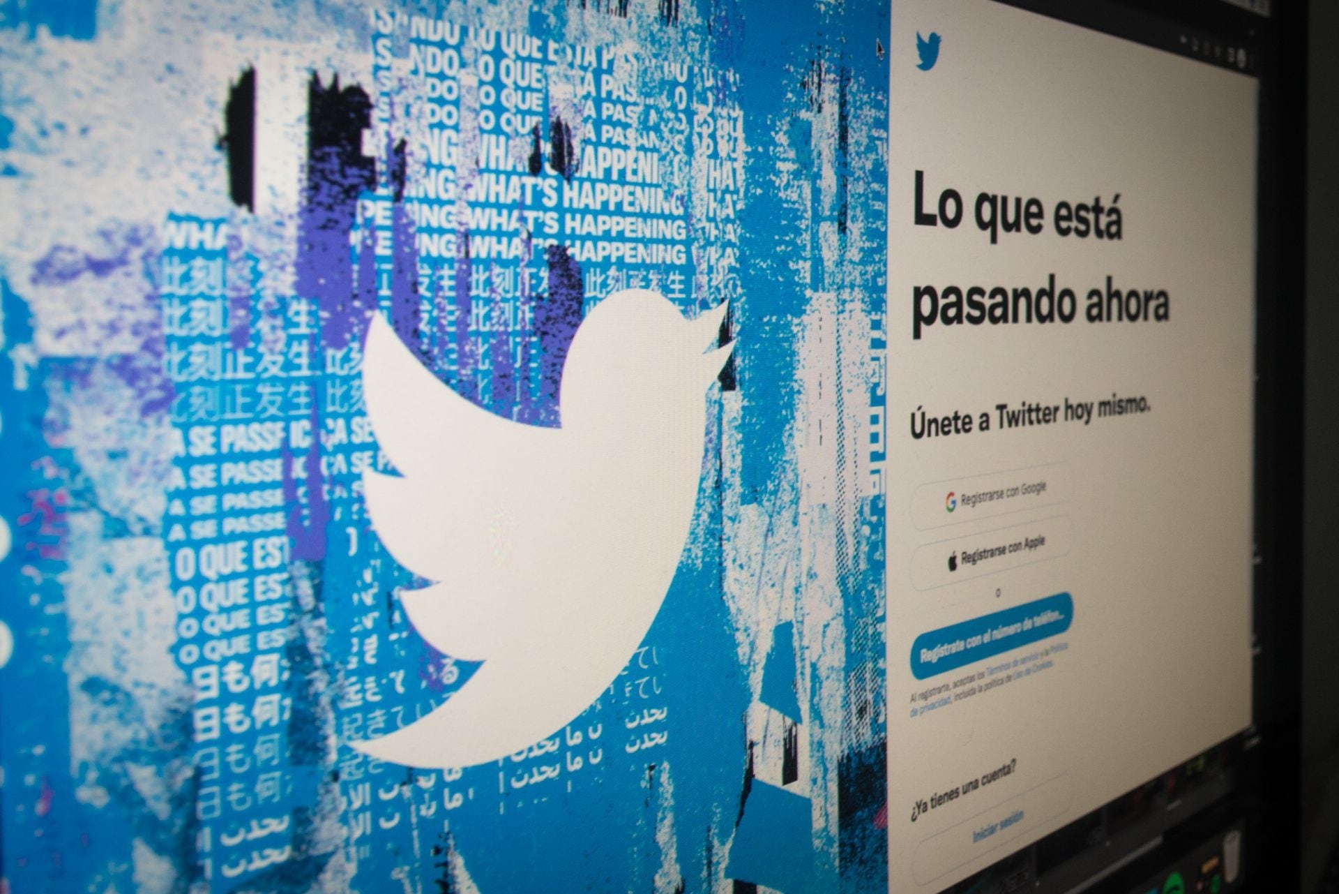 Las acciones de la red social Twitter perdieron 11.30 por ciento a partir del lunes perdiendo alrededor de 3 mil 200 millones de dólares en valor de mercado, esto tras la decisión de Elon Musk de rescindir su acuerdo de compra dela compañía