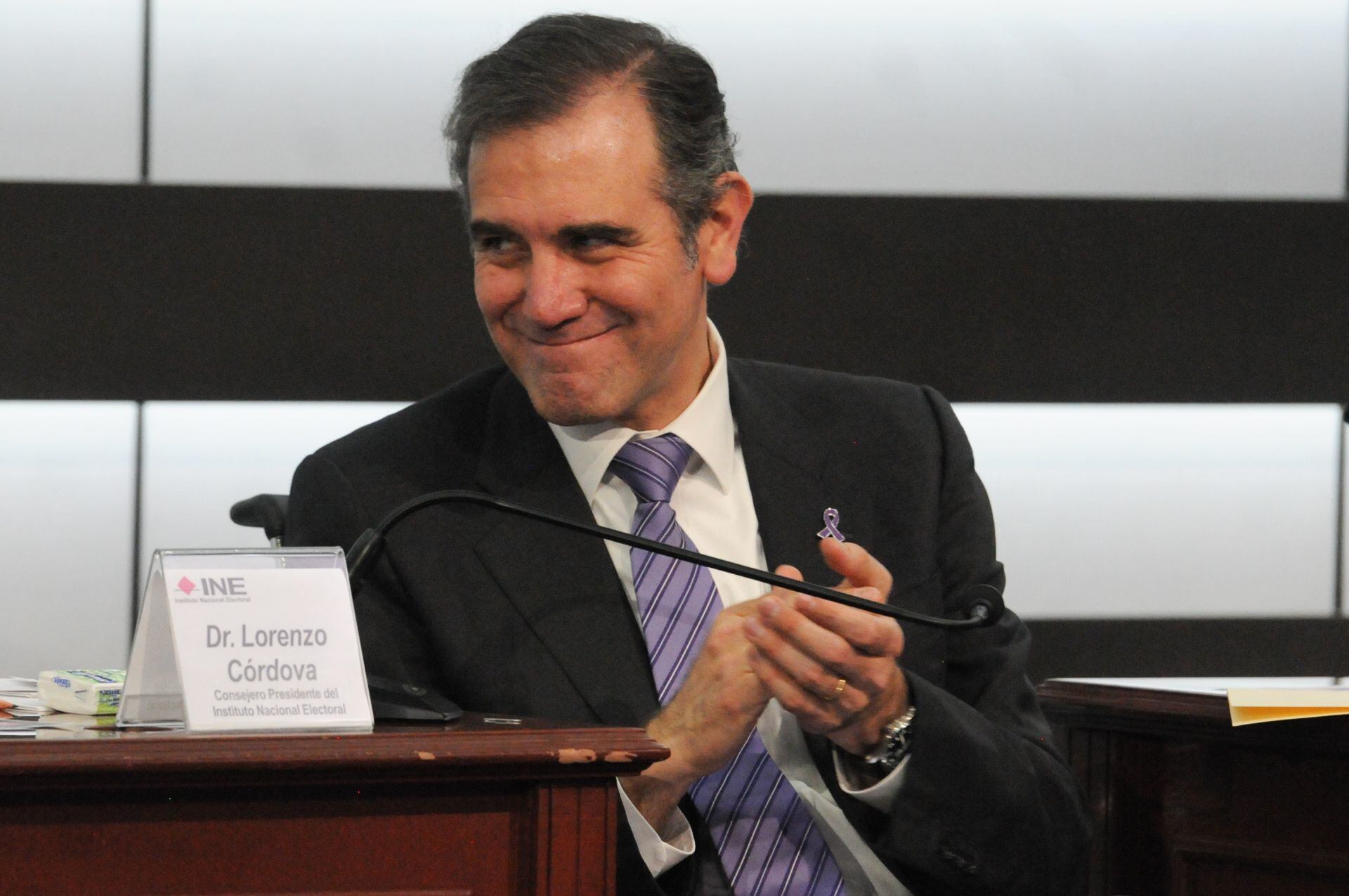 Lorenzo Córdova presume controversia contra Plan B