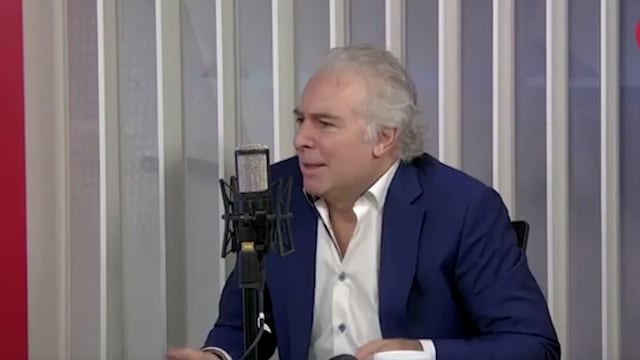 Fabio Massimo Covarrubias en el estudio de Aristegui esta mañana.