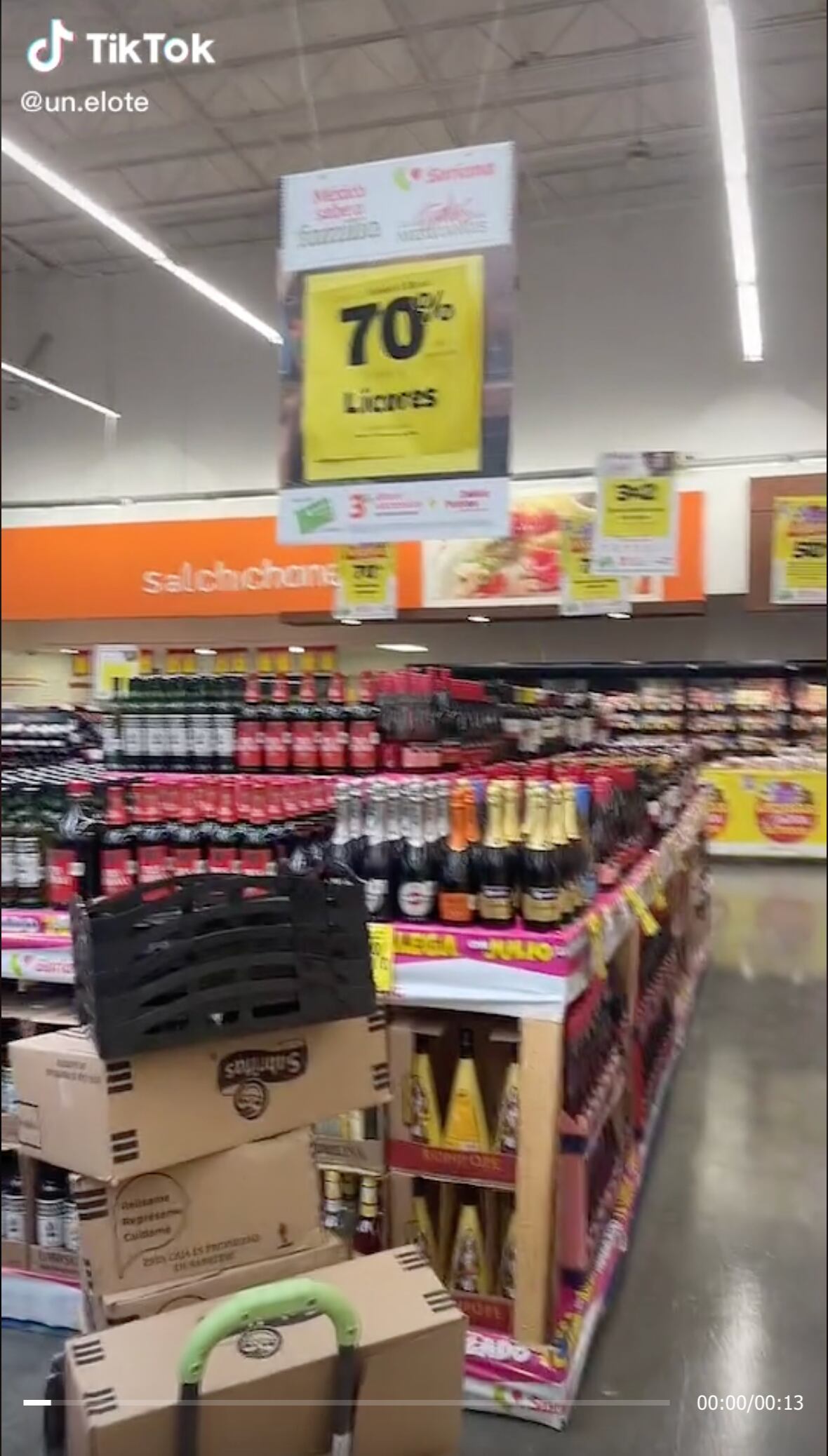 Felipe Calderón aprueba: venden Bacardi al 70% de descuento