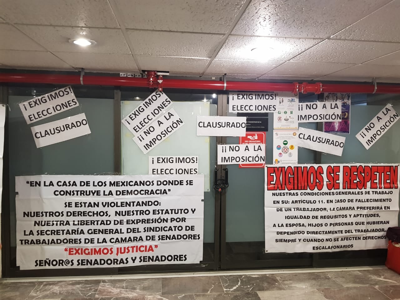 Grupo de trabajadores tomaron
las instalaciones sindicales