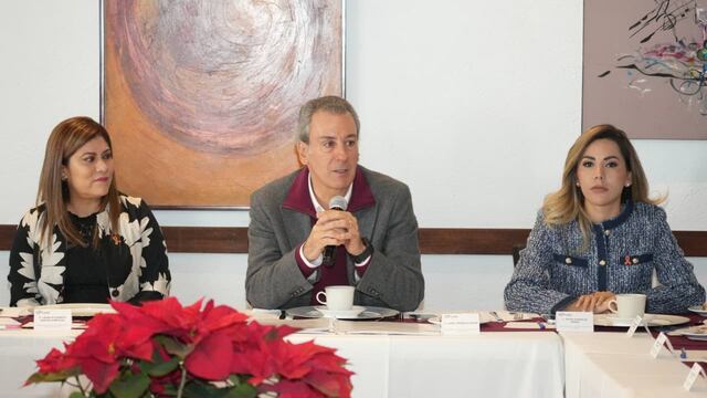 Pepe Chedraui encabeza primera reunión de la Alianza Universitaria.