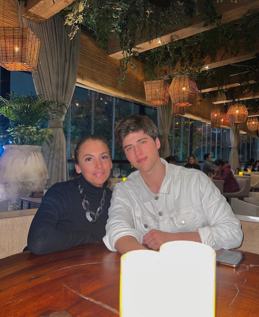 Pedro Baldo con su mamá Milly.