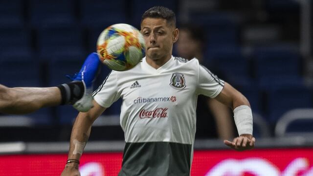 Raúl Jiménez y Chicharito Hernández con la Selección Mexicana