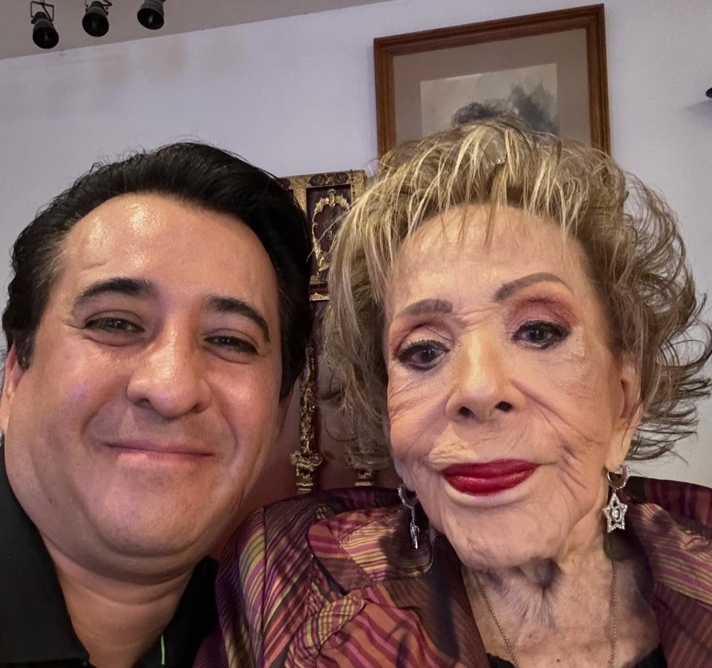 Iván Cochegrus y Silvia Pinal.