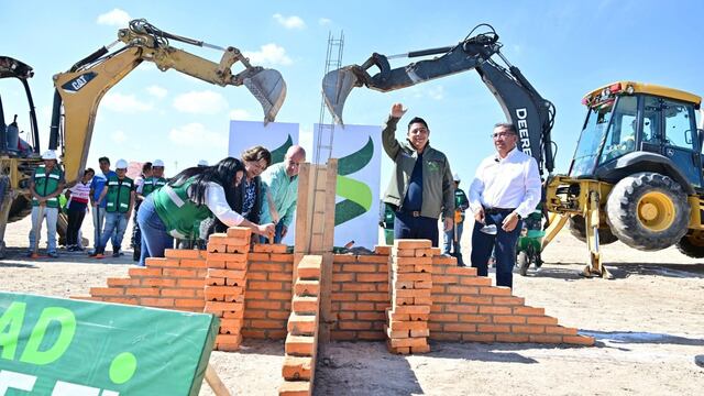 Ricardo Gallardo inicia construcción de secundaria en Valle de la Palma, Soledad de Graciano Sánchez