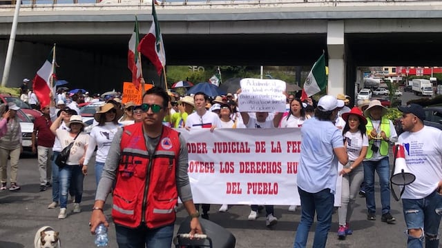 Marcha en Cuernavaca, Morelos, en defensa del Poder Judicial