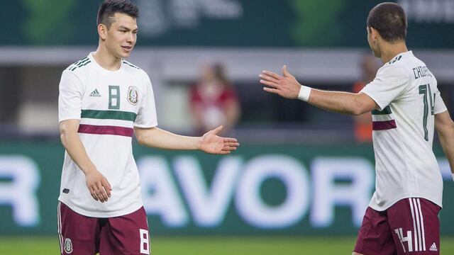 Chucky y Chicharito durante un partido con el Tri